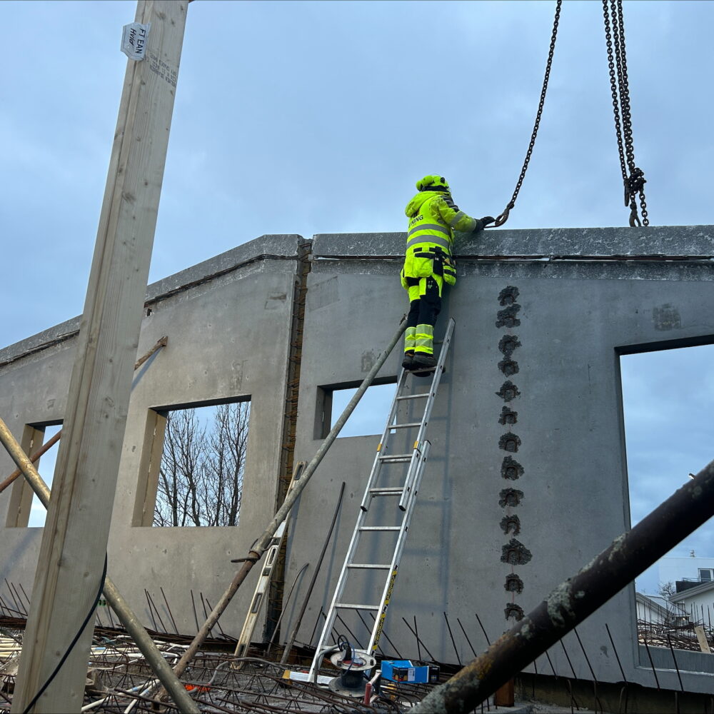 processed-71674356-048B-4CF9-AA12-5C8B4A176368